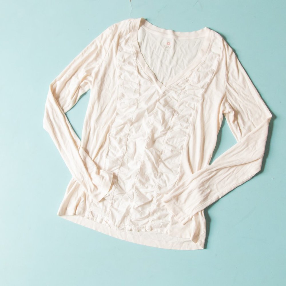 XCVI White Folded Front Long Sleeve V-Neck Fitted Tee Sz XL